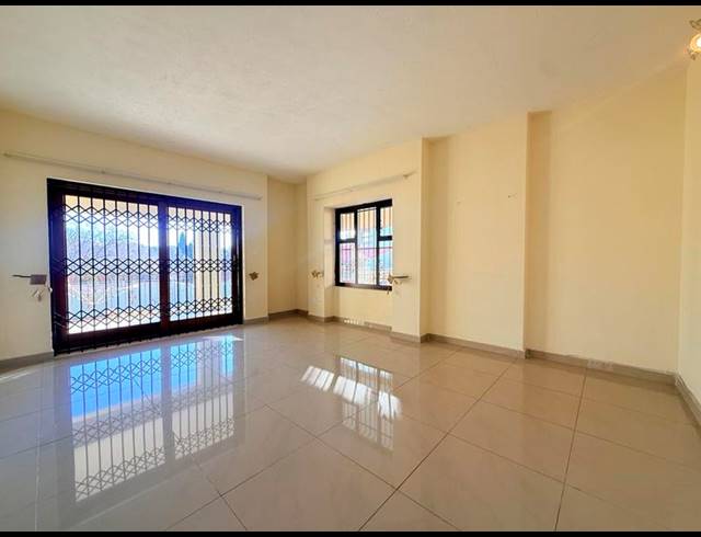 5 BEDROOM PROPERTY TO RENT IN WOODMEAD